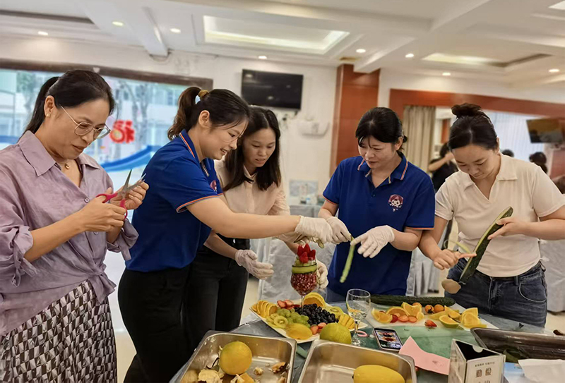 6-員工積極參與手作活動(dòng).jpg 6-員工積極參與手作活動(dòng).jpg