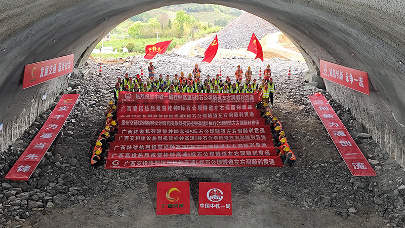 AB9637F8991B83868378CA89A4C92247.jpg AB9637F8991B83868378CA89A4C92247.jpg