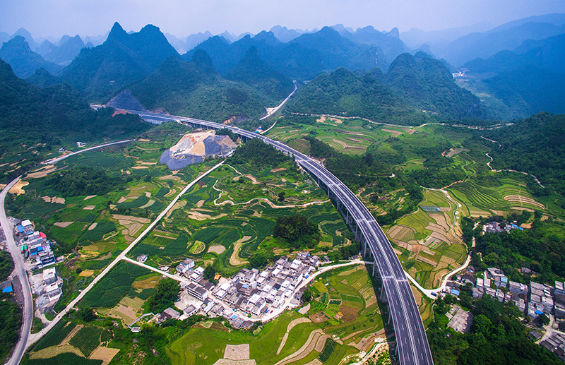 崇靖高速公路新靈系列高架橋.jpg 崇靖高速公路新靈系列高架橋.jpg