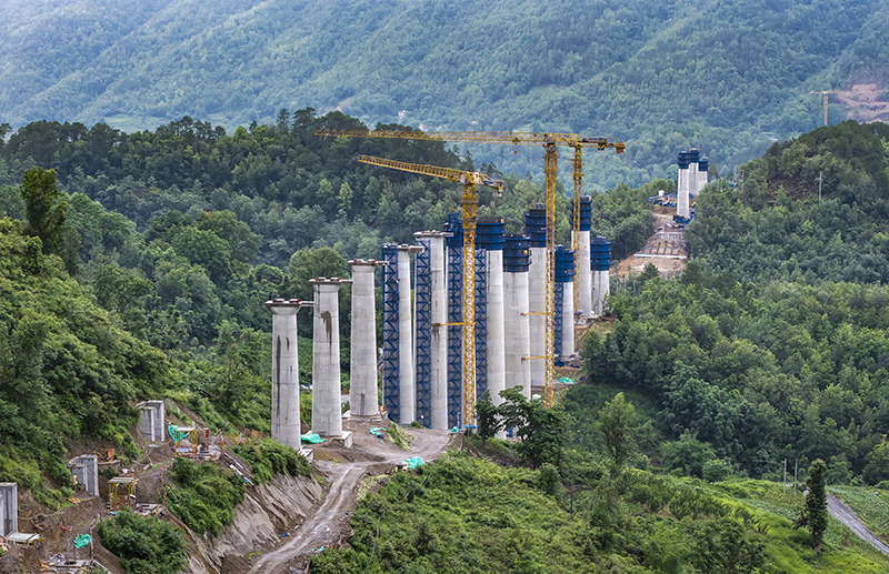 黃百鐵路(貴州段)羊架河大橋.jpg 黃百鐵路(貴州段)羊架河大橋.jpg